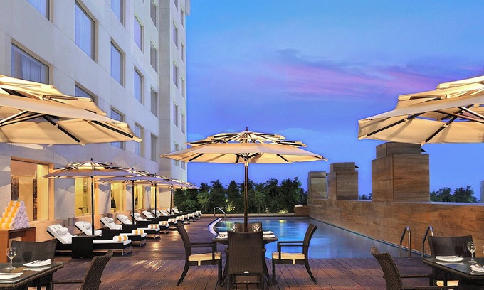 Clover Park Hotel | Four Points by Sheraton Hotel & Serviced Apartments, Pune