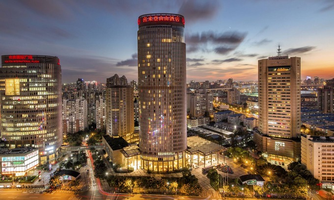 Lujiazui Hotel | Four Points by Sheraton Shanghai, Pudong