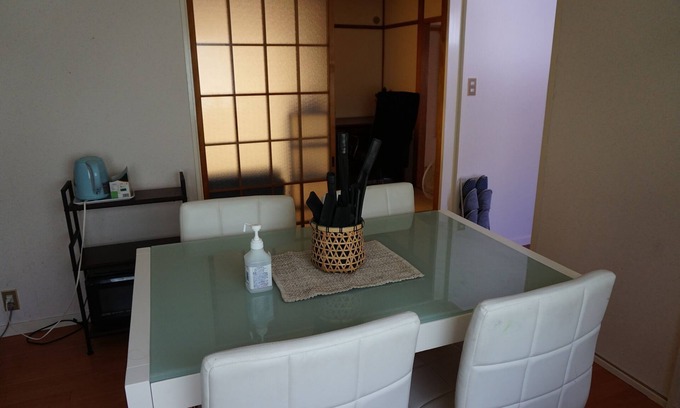 Naka Ward Apartment | Free parking, free Wifi Shukubonaru