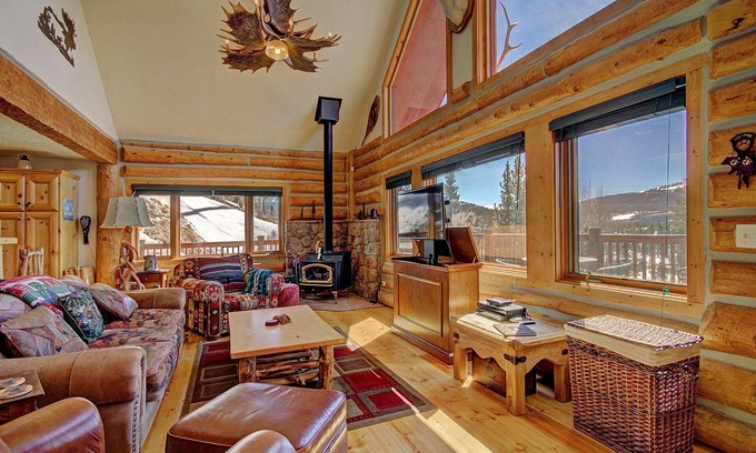 Huron Heights House | Free SkyCard Activities - Ski Area Views, Private Hot Tub - Barton Cabin