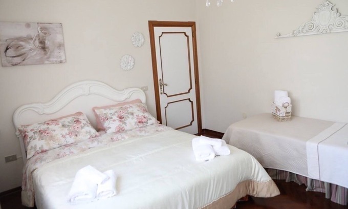 Colonnella Bed & Breakfast | French "Toulon" room