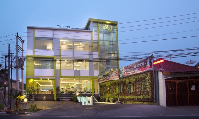 Sukabumi Hotel | Fresh Hotel Sukabumi