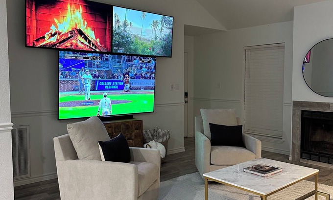 University Park Condo | Freshly renovated condo in the heart of College Station! Sleeps 6