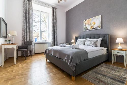 Nowe Miasto Apartment | Freta 25 Elegant Apartment by Noclegi Renters