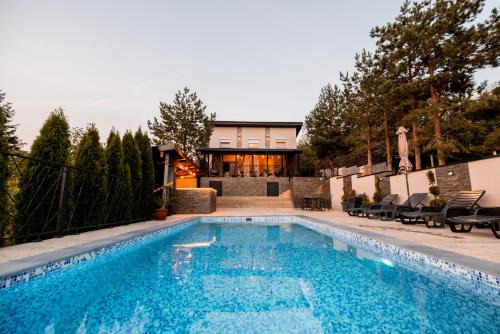 Vrdnik Villa | Fruška Kuća