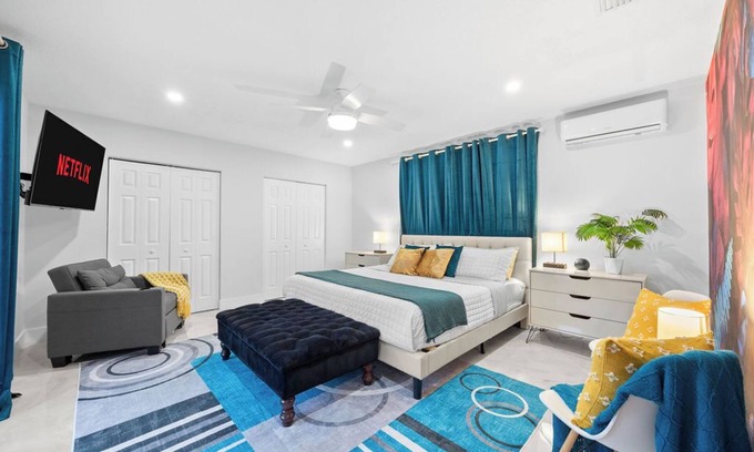 Coral Ridge Isles House | Ft. Lauderdale Waterfront | Heated Pool+Dock+Pets