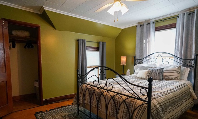 Fargo House | Full House Downtown Fargo