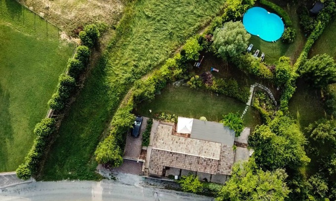 Ostra Villa | Fully private fenced villa with pool – ideal for families, pet friendly