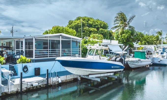 Cross Key Waterways House | Fully Remodeled Spacious 3/2.5 waterfront Key Largo home with dock & boat lift