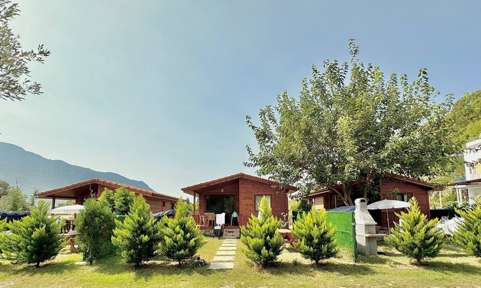 Kumluca House | Furnished Bungalow House with Large Garden Very Close to the Sea