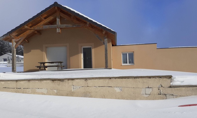 Saint-Front House | furnished tourist accommodation Les Hirondelles