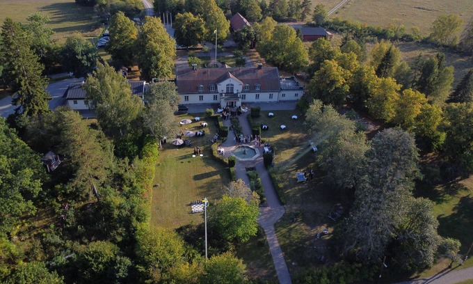 Kungsangen Hotel | Gällöfsta Konferens och Herrgård