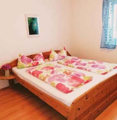 Pischelsdorf am Engelbach House | Gästehaus Anna