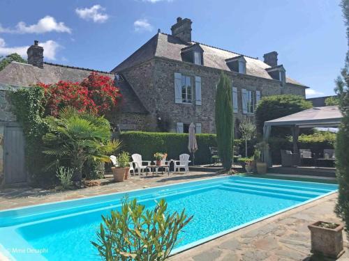La Chapelle d'Audaine House | Gîte élégant avec piscine partagée et jardin, proche Bagnoles de l'Orne - FR-1-497-199