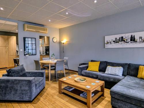 Montmedy House | Gîte 75m² avec WIFI et animaux acceptés à Montmédy - FR-1-585-23