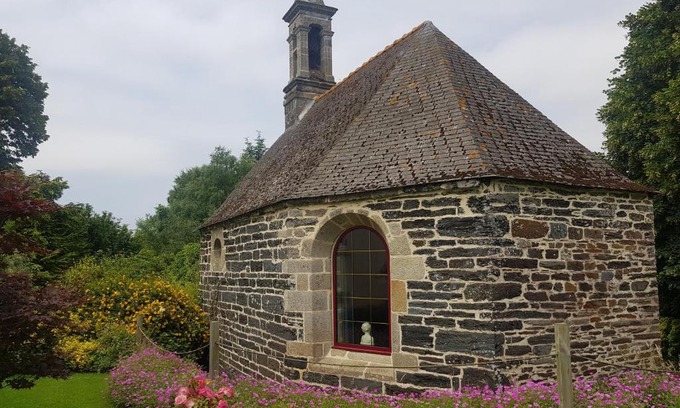 Briec House | Gîte Atypique Dans Une Chapelle
