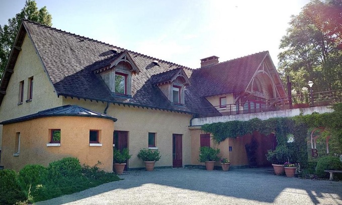 Bar-sur-Seine House | Gîte Bar-sur-Seine, 7 pièces, 26 personnes - FR-1-543-134