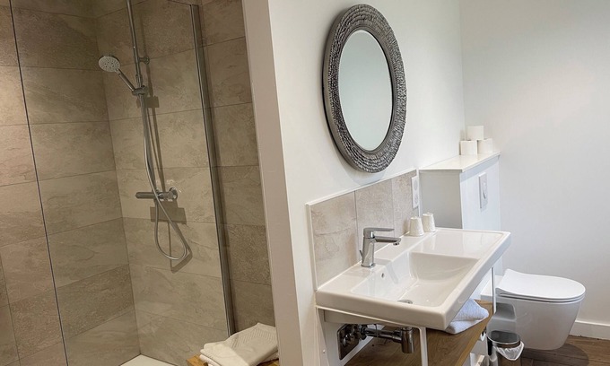 Mazerny Villa | Gîte de Gaupuy (15 people)* Domaine Des Loches