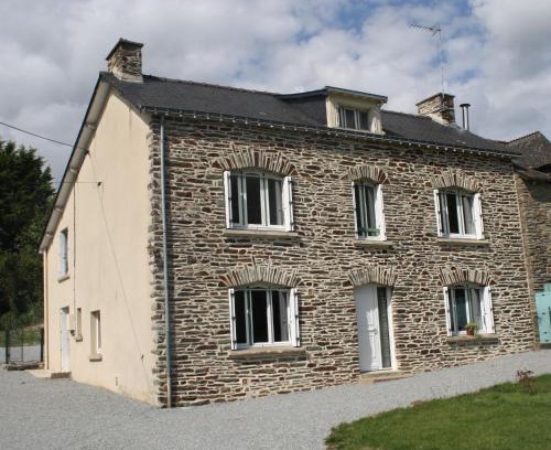 Saint-Laurent-sur-Oust House | Gîte du courtil aux fées
