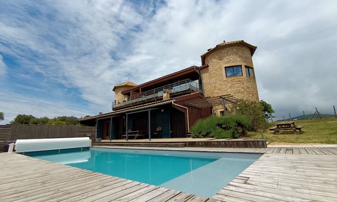 Villarzel-du-Razes Apartment | Gîte en Pleine Campagne Dans un Parc Naturel Avec Piscine