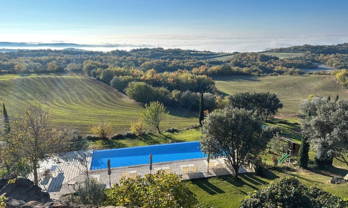 Madrona Villa | Gîte La Portella for 26 people