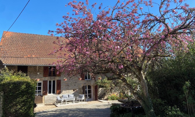 Morlet House | Gîte le Haut des Lariers