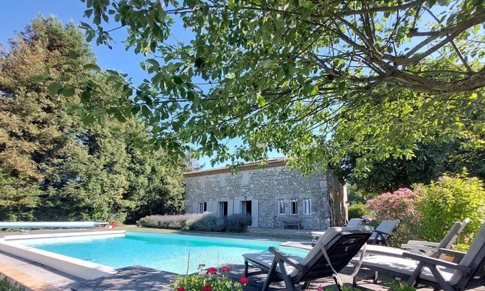 Moncaut House | Gîte Meynard pour 8 personnes