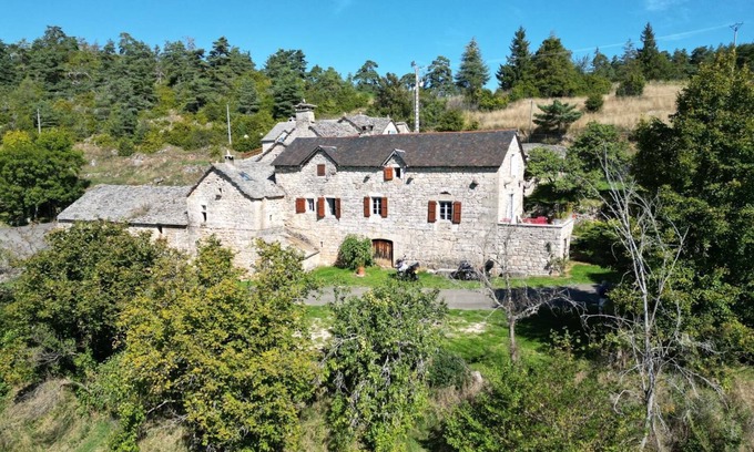 La Canourgue House | Gîtes de France 3 épis 8 people in Conques LES GENEVRIERS