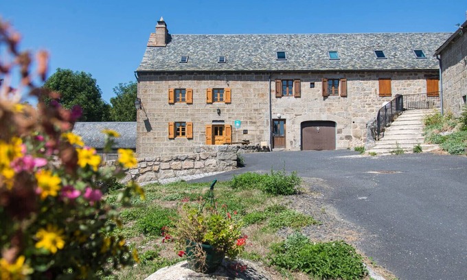 Brion House | Gîtes de France 9/11 people in Brion