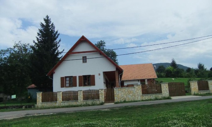 Abaujszanto House | Galambos Pincészet