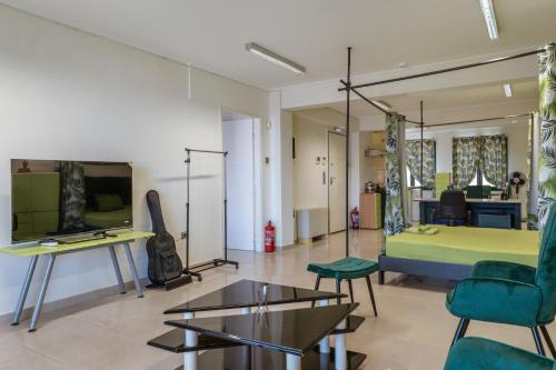 Galatsi Apartment | Galatsi panorama 1