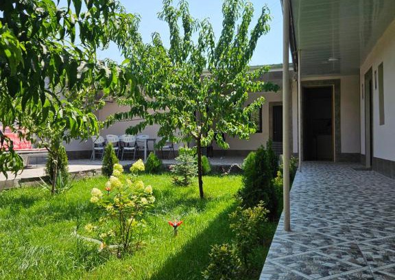 Parakar Hotel | Galstyans Hotel Zvartnots Airport