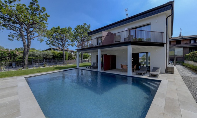 Pieve Vecchia Ski Chalet | Gardaliva 7 by the lake in Manerba