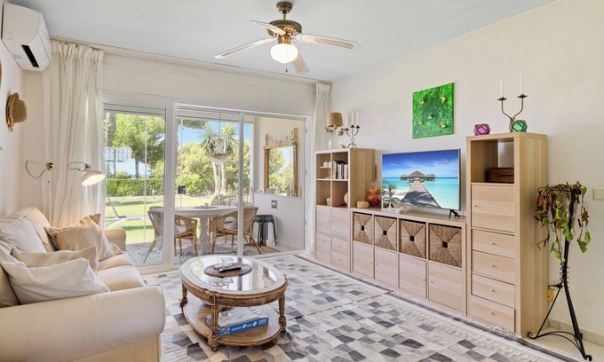 Las Lagunas Apartment | Garden Pool apt in Mijas by Costarentals - Ref 209