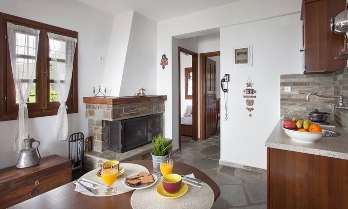 Mouresi Apartment | Gardenia- Family apartment with sea view