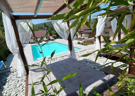 Vrdnik Apartment | GardenLux Vrdnik