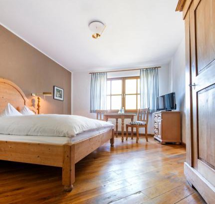 Weissenbrunn Hotel | Gasthof Alex