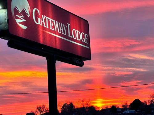 Rifle Hotel | Gateway Lodge