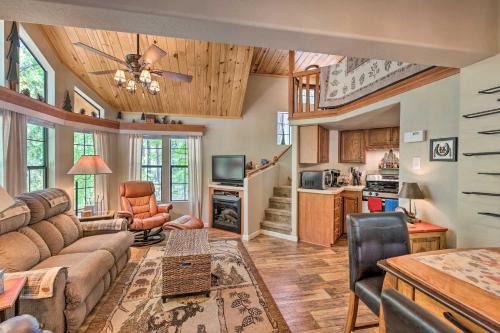 Show Low House | Gateway to Sunrise Resort! Show Low Cabin with Deck