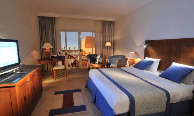 El Quseir Hotel | Gather by the Sea | 4 Family Rooms, Dive Reefs, Pools, Spa & Game Time