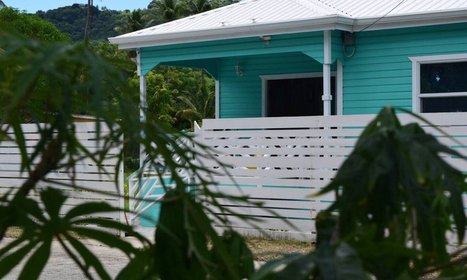 Hillsborough Villa | 2 Bedroom with Incredible Sea View