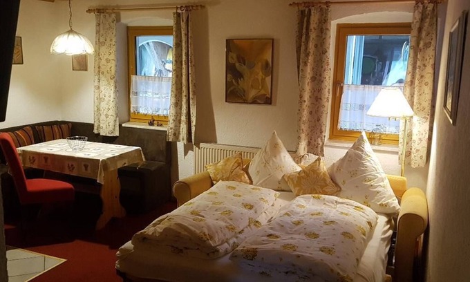 Arrach Apartment | Gemütliche Ferienwohnung (40qm) mit Dachgartenterrasse