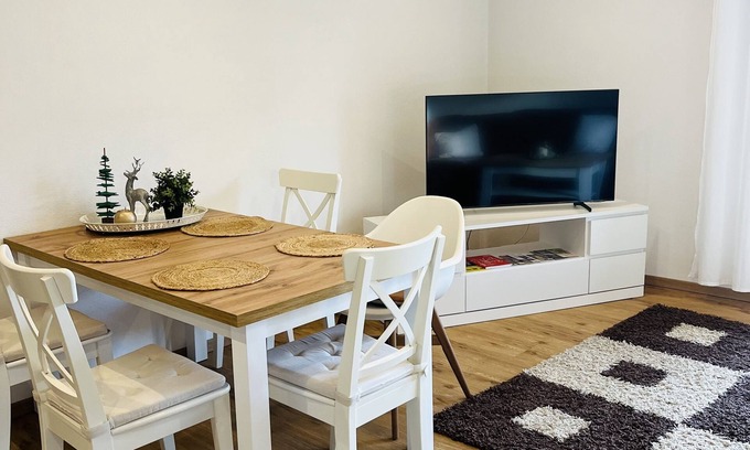 Weikersheim Apartment | Gemütliche Maisonette Wohnung mit Terrasse und Balkon an der Romantischen Straße