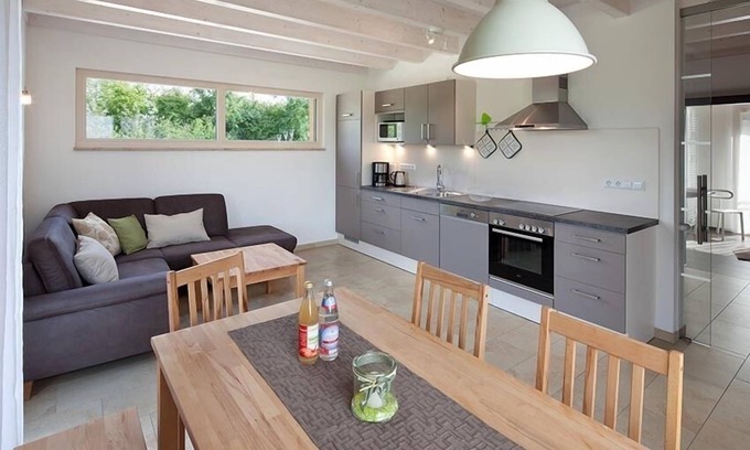 Rockingen Apartment | Gemütliches Feriendomizil (85qm) an Wörnitz auf Bauernhof