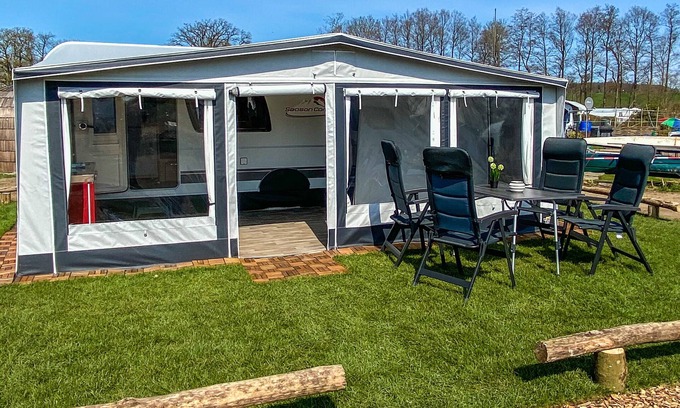 Belau House | George Glamper Ahoy at Lake Belau