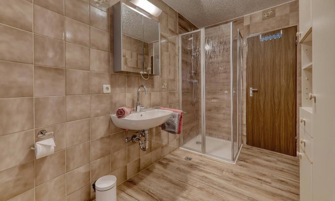 St. Oswald Apartment | Geräumige Ferienwohnung (75 qm) mit Balkon umgeben von einer traumhaften Naturlandschaft