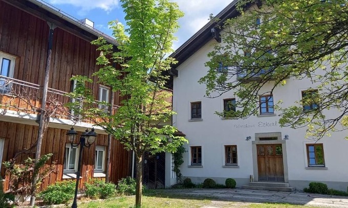 Bohmzwiesel Apartment | Geräumige Ferienwohnung mit Balkon, über 2 Ebenen, ca. 70 m2 groß.