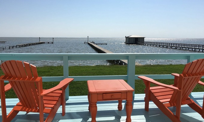 Long Mott House | Get Away from It All! Waterfront Home on San Antonio Bay! 300' Private Pier!