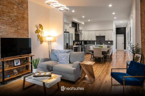 Covington Apartment | Getaway on Lee - Covington 3 Bedroom Apartment