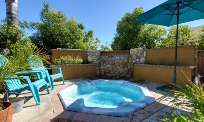 Temecula House | Gilligan's Island Temecula- Top Rated on Google-Tropical Paradise- Spa- MiniGolf